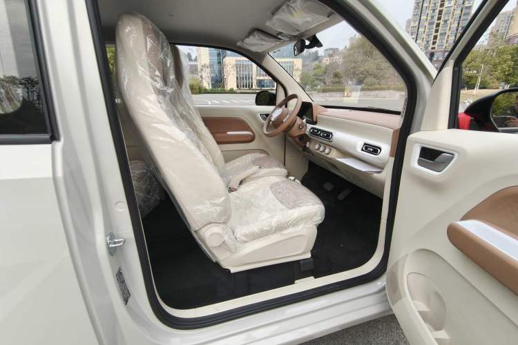 Used Wuling Hongguang MINIEV 2024 3rd Generation 215km Youth Edition