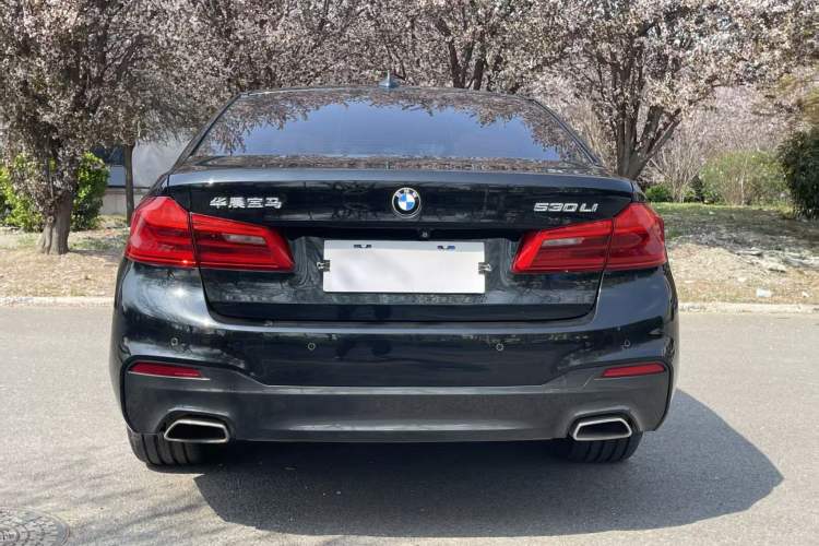 Used BMW 5 Series 2018 Restyled 530Li Leading Edition M Sport Package
