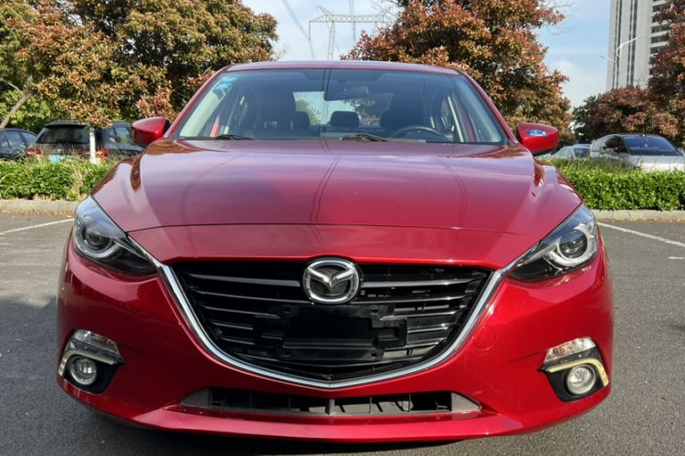 Used Mazda 3 Axela 2016 Sedan 2.0L Automatic Sport Model
