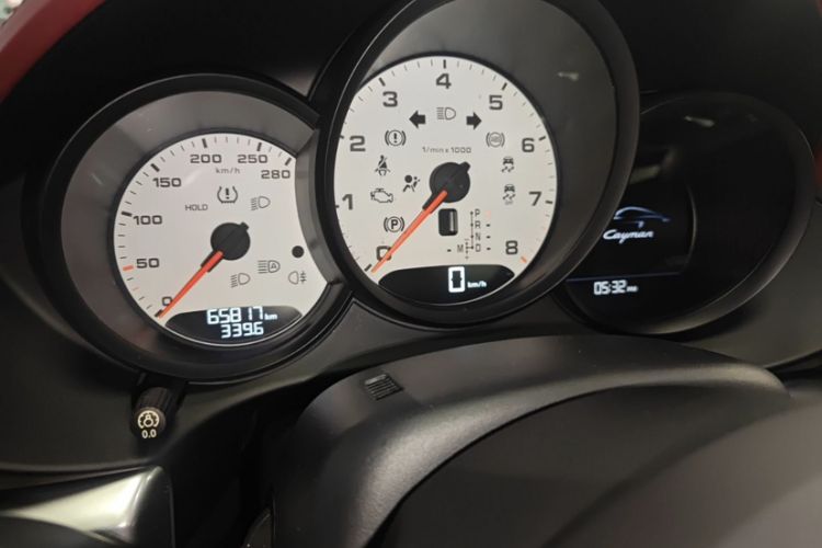 Used Porsche 718 2016 Cayman 2.0T