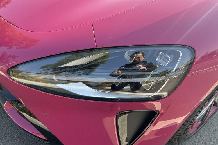 Used Xiaomi Auto SU7 2024 Four-Wheel Drive Ultra-Long Range Advanced Intelligent Driving Max Edition