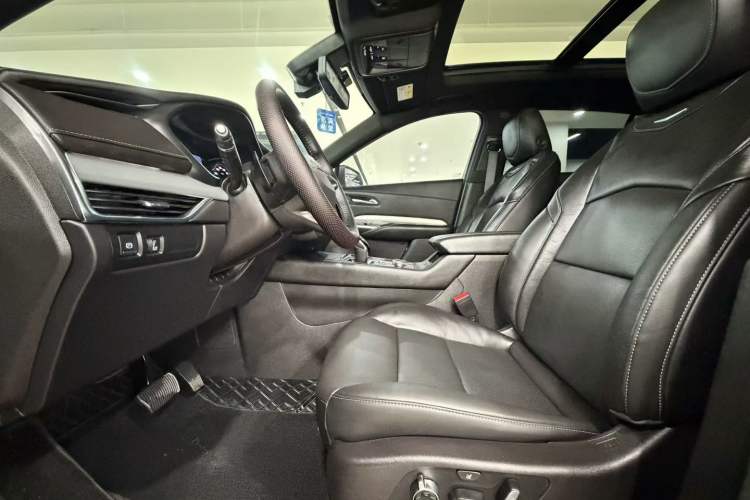 Used Cadillac XT4 2023 28T Two-Wheel Drive Prestige Version