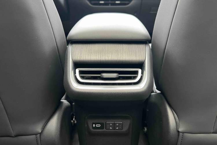 Used Changan CS75 PLUS 2025 4th Generation 1.5T New Blue Whale Smart Flagship Version