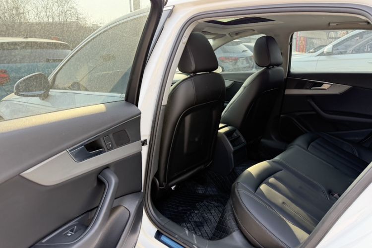 Used Audi A4L 2018 30th Anniversary Edition 40 TFSI Trendy Model