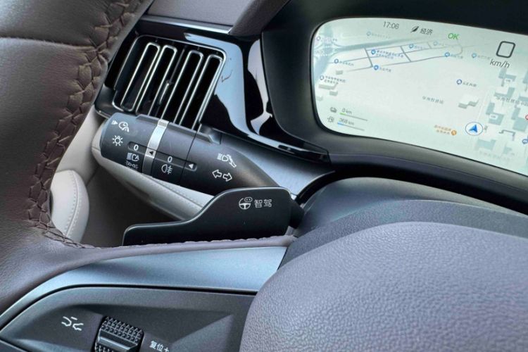 Used BYD Song PLUS New Energy 2025 DM-i Smart Drive 112KM Prestige Model
