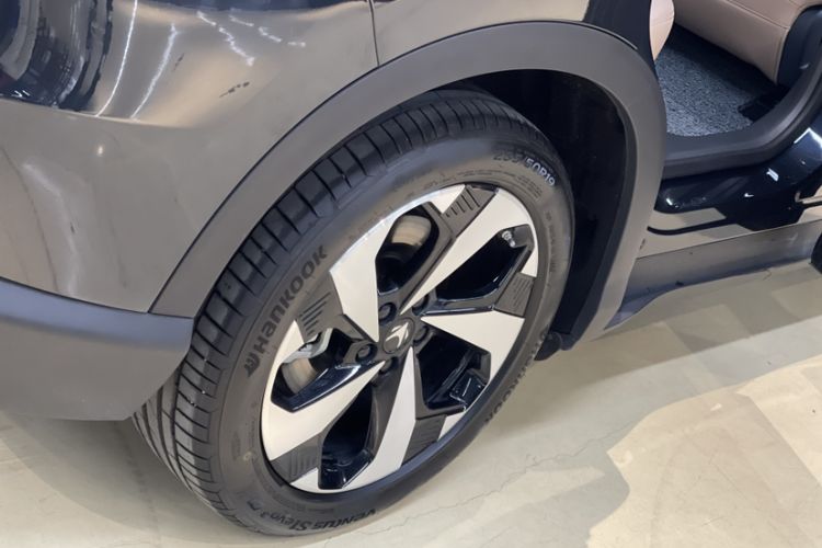 Used ARCFOX Alpha T5 2025 520 PRO
