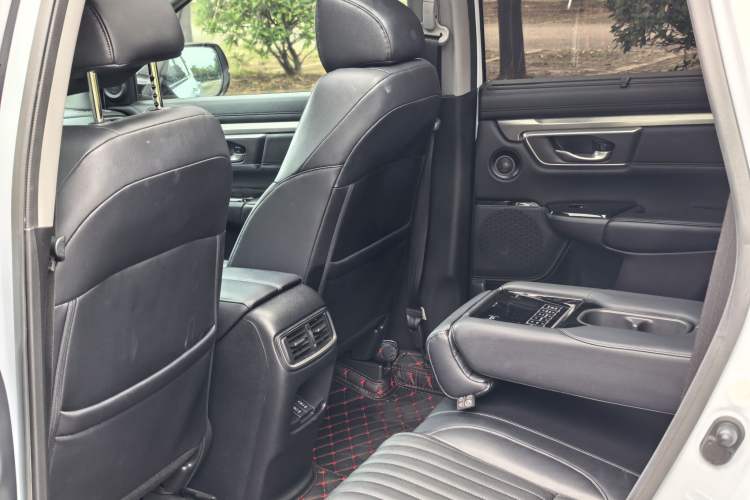 Used Honda Breeze 2020 240TURBO CVT Four-Wheel Drive Premium Edition Interior 9