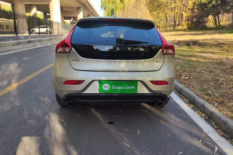 Used Volvo V40 2017 T3 Zhiya Edition