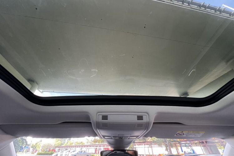 Used Volkswagen Tayron GTE Plug-in Hybrid 2023 280TSI Luxury Plus Advanced Edition Interior 5