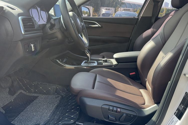 Used BMW 1 Series 2020 125i Leading Model M Sport Package Interior 1