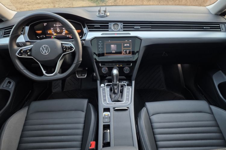 Used Volkswagen Magotan 2025 Zhongxiang Version 280TSI DSG Comfort Edition