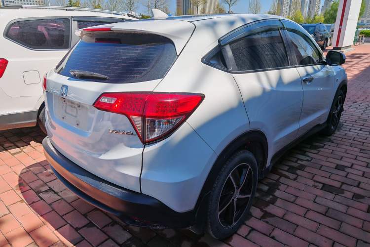 Used Honda Vezel 2020 1.5L CVT Pioneer Edition
