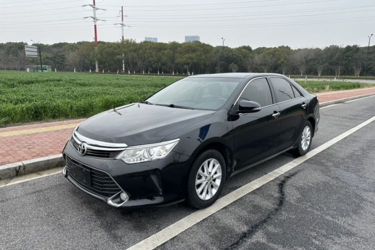 Used Toyota Camry 2016 2.0G 10th Anniversary Leading Edition
