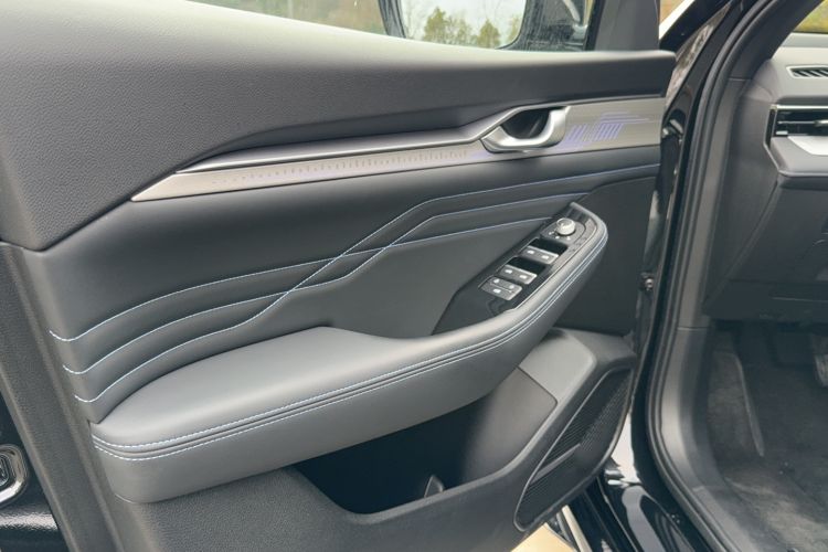 Used Geely Auto Preface 2025 Dongfang Yao 1.5TD Kunlun Edition
