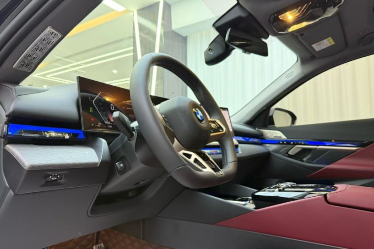 Used BMW 5 Series 2025 530Li Luxury Edition M Sport Package