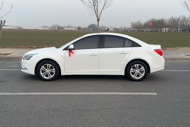 Used Chevrolet Cruze 2015 1.5L Classic SE AT
