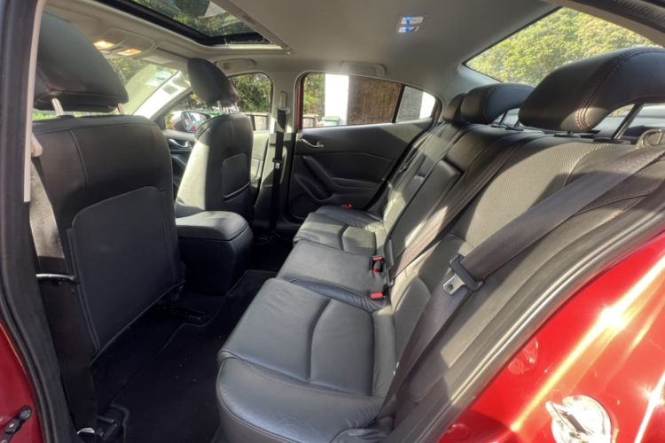 Used Mazda 3 Axela 2016 Sedan 2.0L Automatic Sport Model
