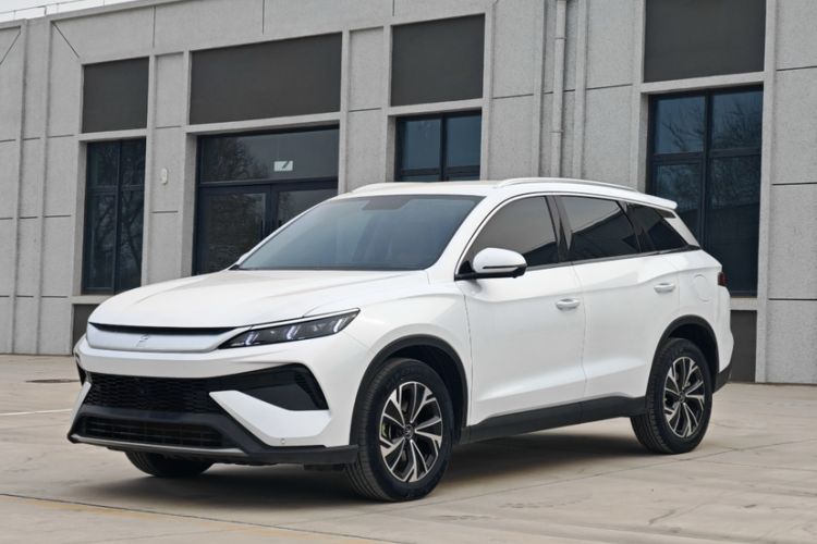 Used BYD Song Pro New Energy 2025 Second-Generation DM-i 75KM Leading Edition