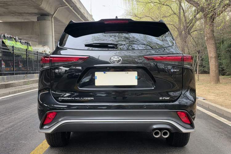 Used Toyota Crown Kluger 2026 Model 2.5L HEV All-Wheel-Drive Prestige Edition Exterior 4