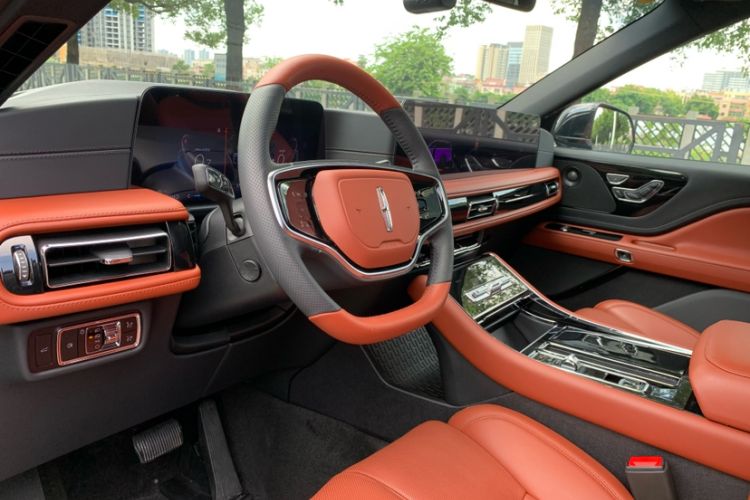 Used Lincoln Aviator 2024 3.0T V6 All-Wheel-Drive Luxury Edition Six Seats