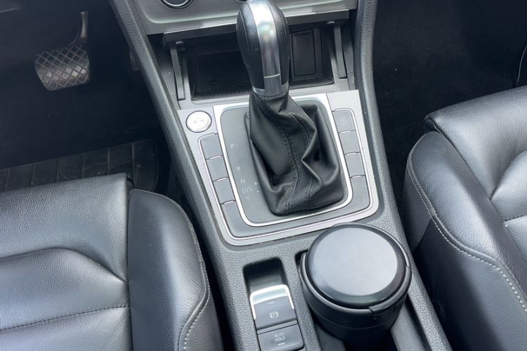 Used Volkswagen Golf 2014 1.4TSI Automatic Luxury Model