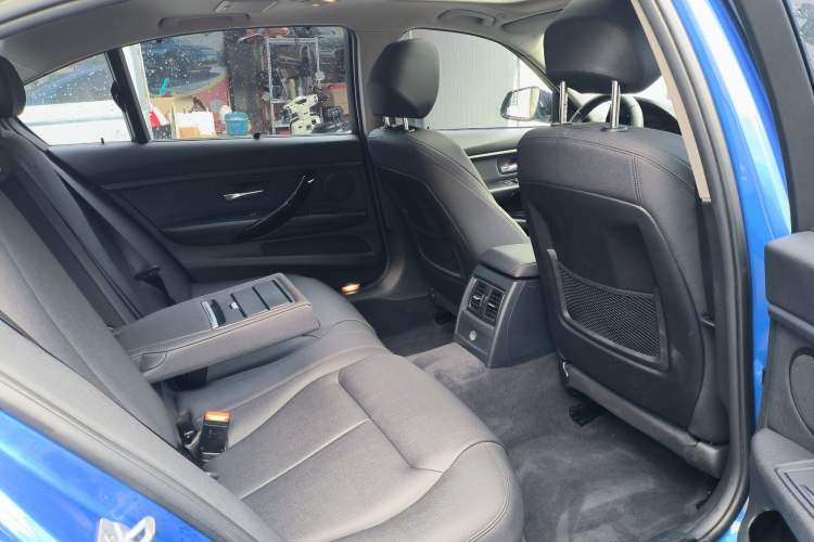 Used BMW 3 Series 2019 320Li M Sport Package Interior 5