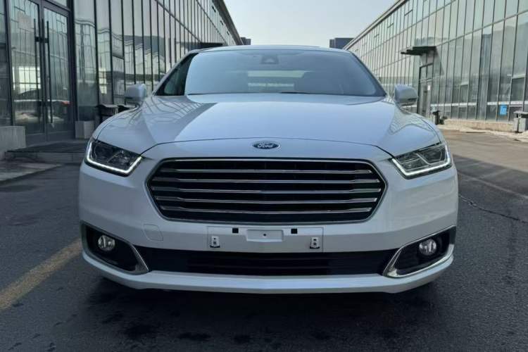 Used Ford Taurus 2018 EcoBoost 245 Fashion Edition China VI Standard