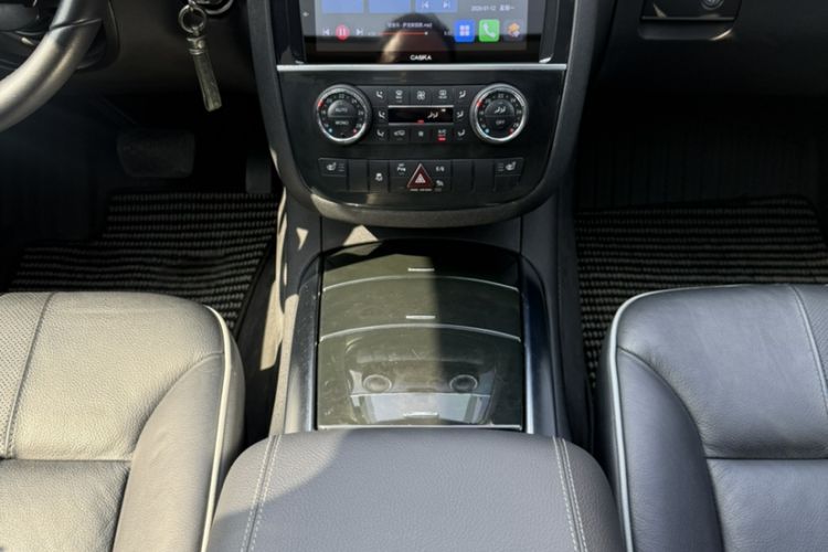 Used Mercedes-Benz R-Class 2017 R 320 4MATIC Business Edition Prestige Model