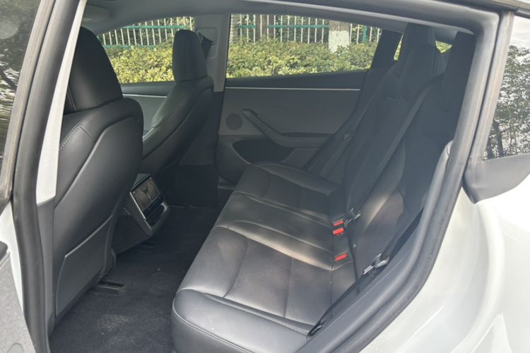 Used Tesla Model 3 2023 Rear-Wheel-Drive Version
