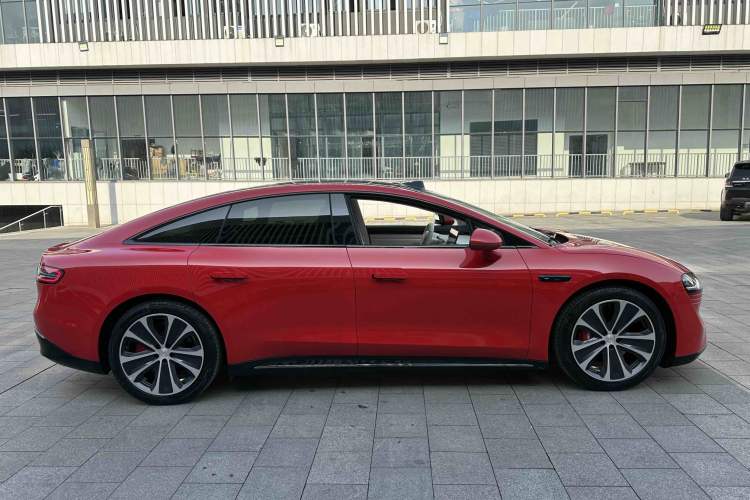 Used Hima Luxeed S7 2025 785 km Ultra