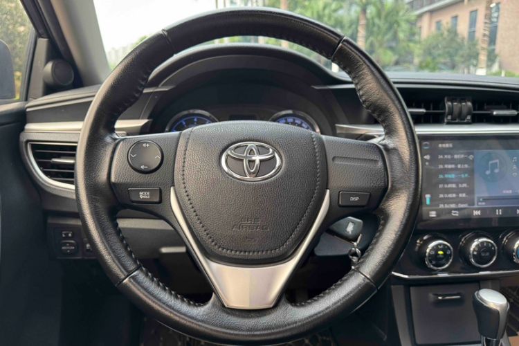 Used Toyota Corolla 2014 1.6L CVT GL-i Leather Edition
