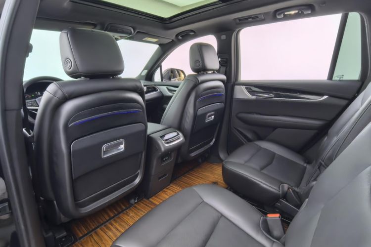 Used Cadillac XT6 2021 2.0T Six-Seater Four-Wheel-Drive Luxury Version