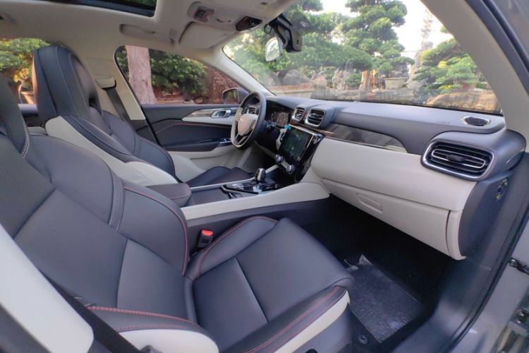 Used Lynk & Co 02 2019 1.5T DCT Two-Wheel Drive Zhaoban Version China VI Standard