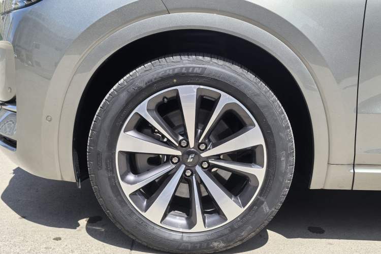 Used Li Auto ONE 2021 Extended-Range 6-Seater Version Exterior 7