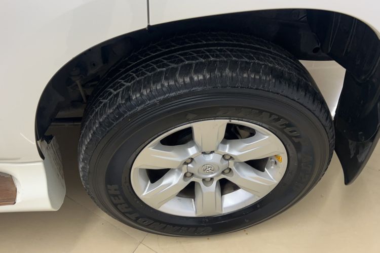 Used Toyota Prado  Exterior 5
