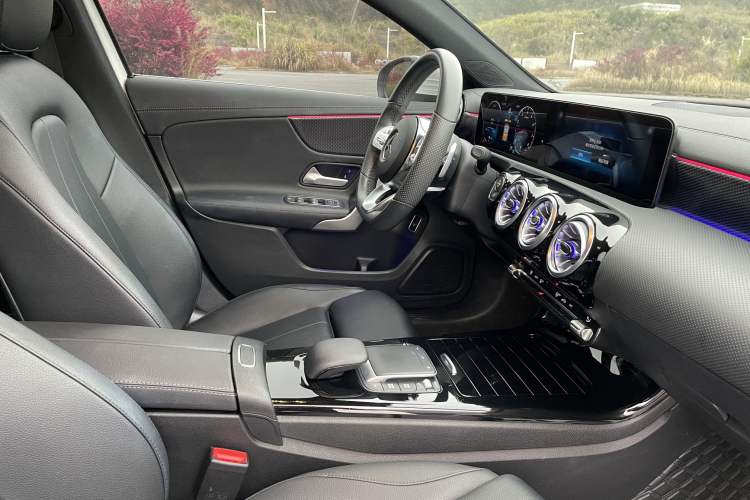 Used Mercedes-Benz A-Class 2022 Restyled A 200 L Sport Sedan Fashion Version