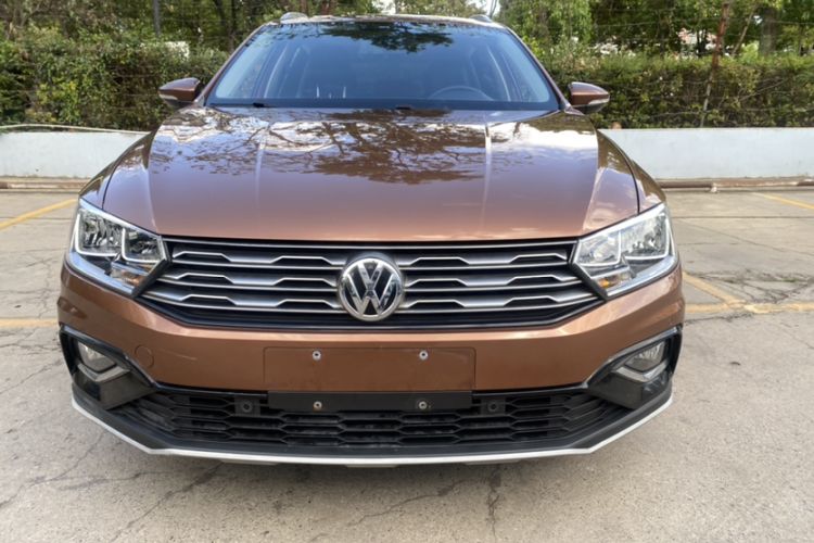 Used Volkswagen C-TREK 2017 230TSI DSG Luxury Model