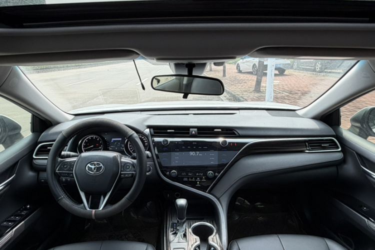 Used Toyota Camry 2019 2.0G Luxury Edition China VI Standard