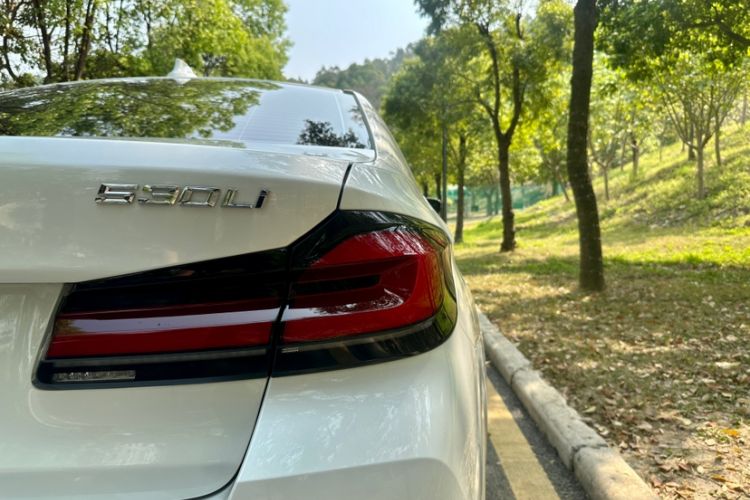 Used BMW 5 Series 2022 Restyled 530Li Leading Edition M Sport Package
