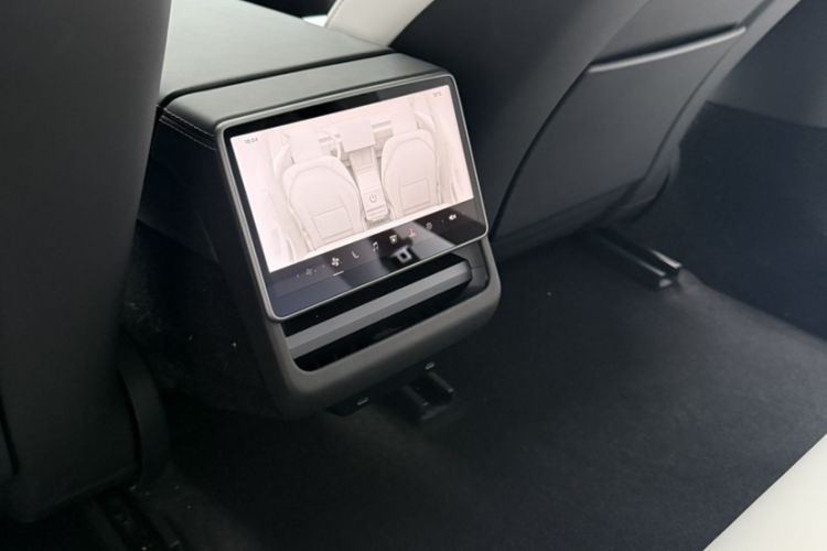 Used Tesla Model 3 2023 Rear-Wheel-Drive Version
