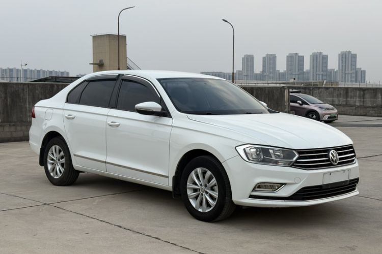 Used Volkswagen Bora 2016 1.6L Automatic Fashion Model
