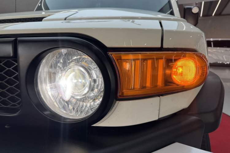 Used Toyota FJ Cruiser 2018 4.0 Automatic Middle East