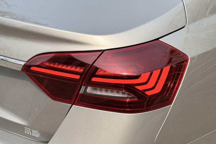 Used Geely Auto Emgrand 2021 UP 1.5L CVT Luxury Model
