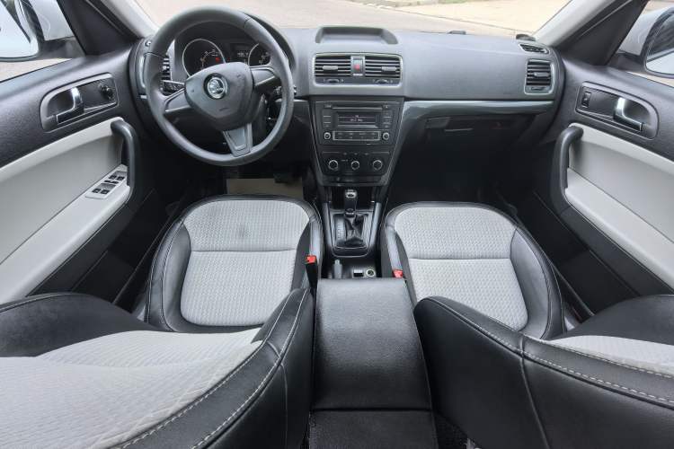 Used Skoda Yeti 2017 TSI280 DSG Advanced Edition
