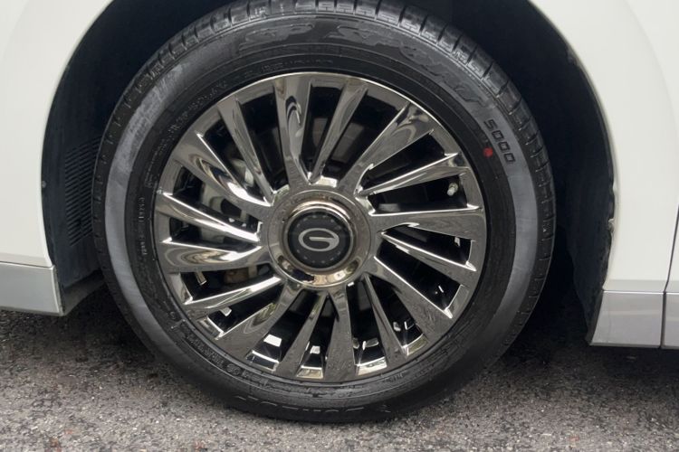 Used GAC Trumpchi M8 2023 Zongshi Series Dual-Motor Supreme Edition
