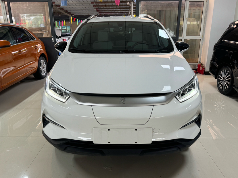 BYD Yuan Pro 2021 "Love for a Lifetime" Edition — снимка 15
