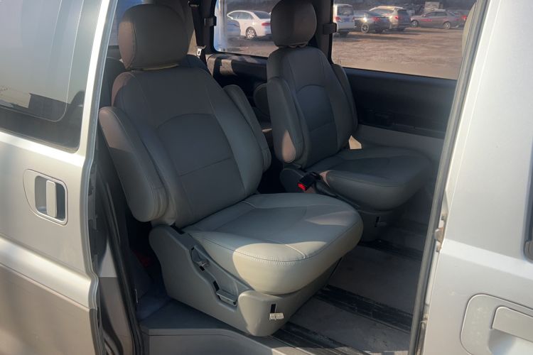 Used FORTHING Lingzhi 2015 M3 1.6L 7-Seater Luxury Model