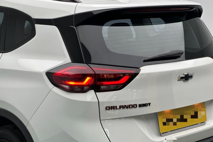 Used Chevrolet Orlando 2020 Light Hybrid Redline 530T Automatic Enjoyment Edition (5+2 Models)