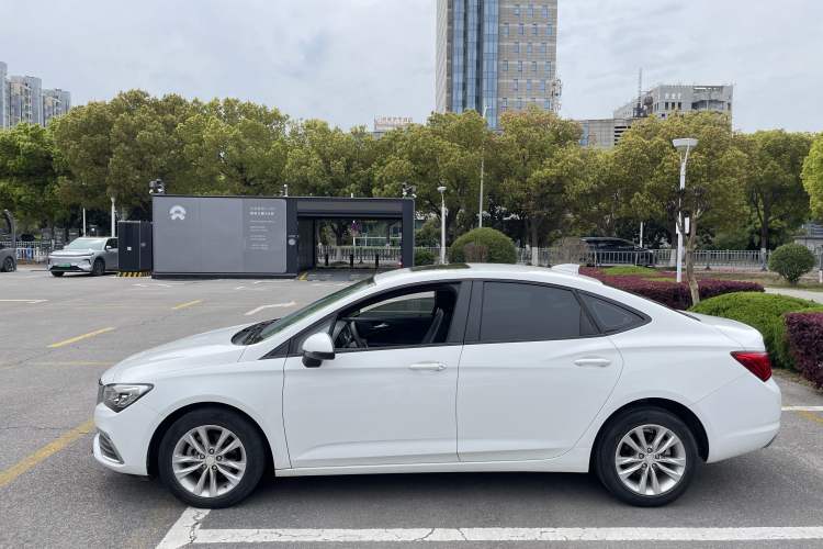 Used Buick Verano 2019 Sedan 20T Dual-Clutch Leading Model
