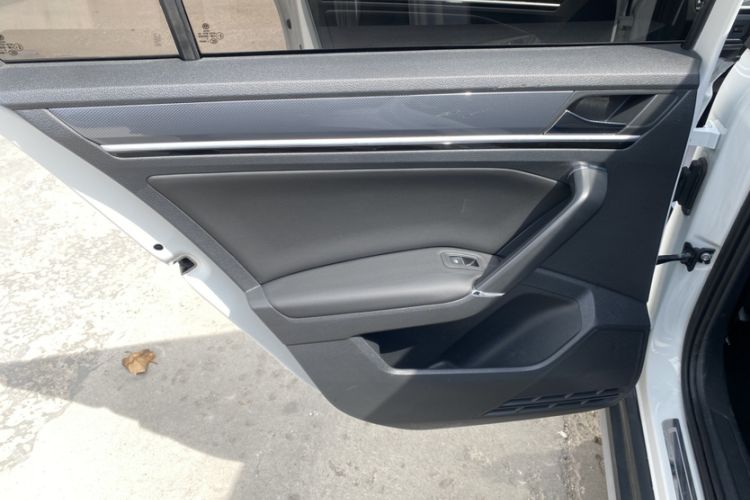 Used Volkswagen C-TREK 2018 1.5L Automatic Comfort Model Interior 5